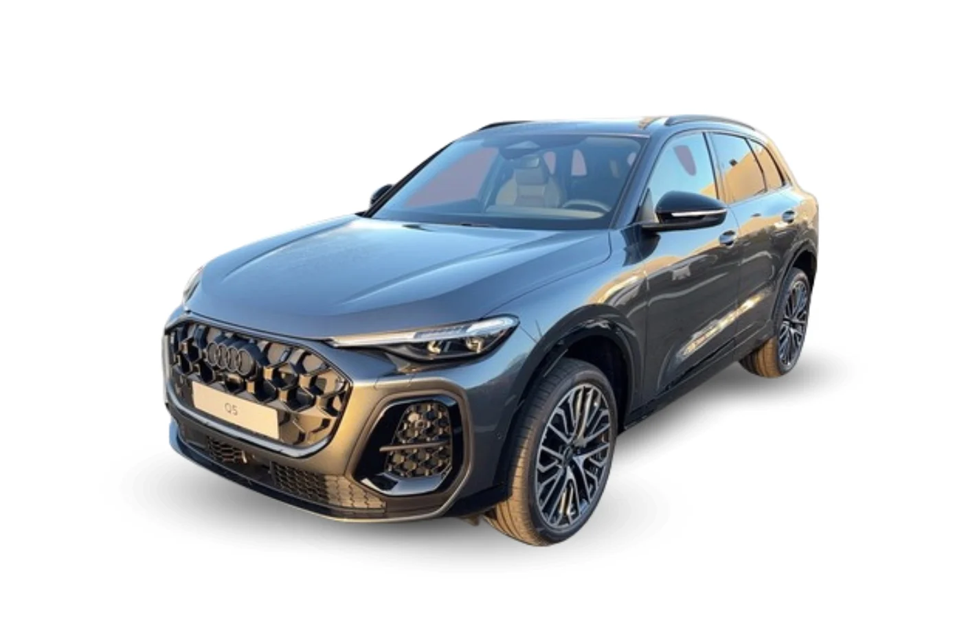 Q5 SUV e hybrid freigestellt