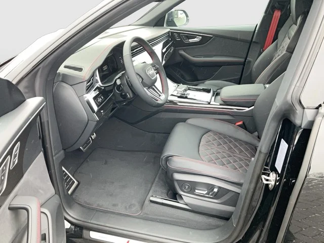 Q8 TDI innen