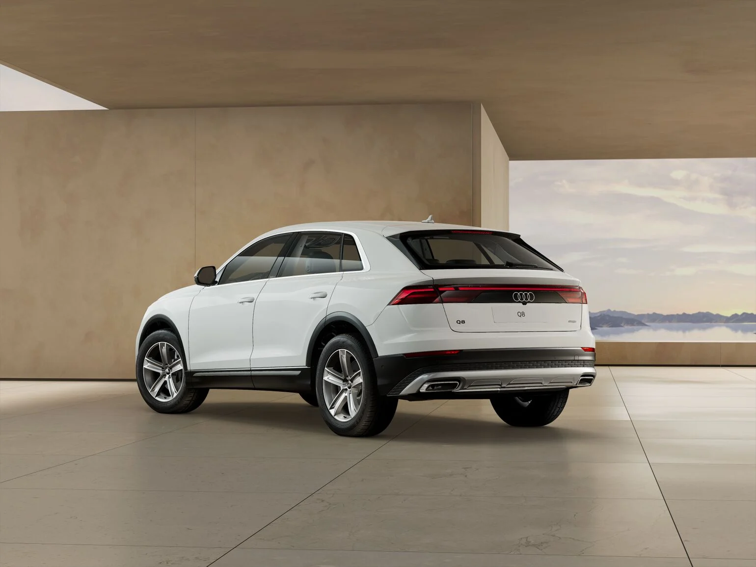 Audi Q8 in Weiß von Hinten