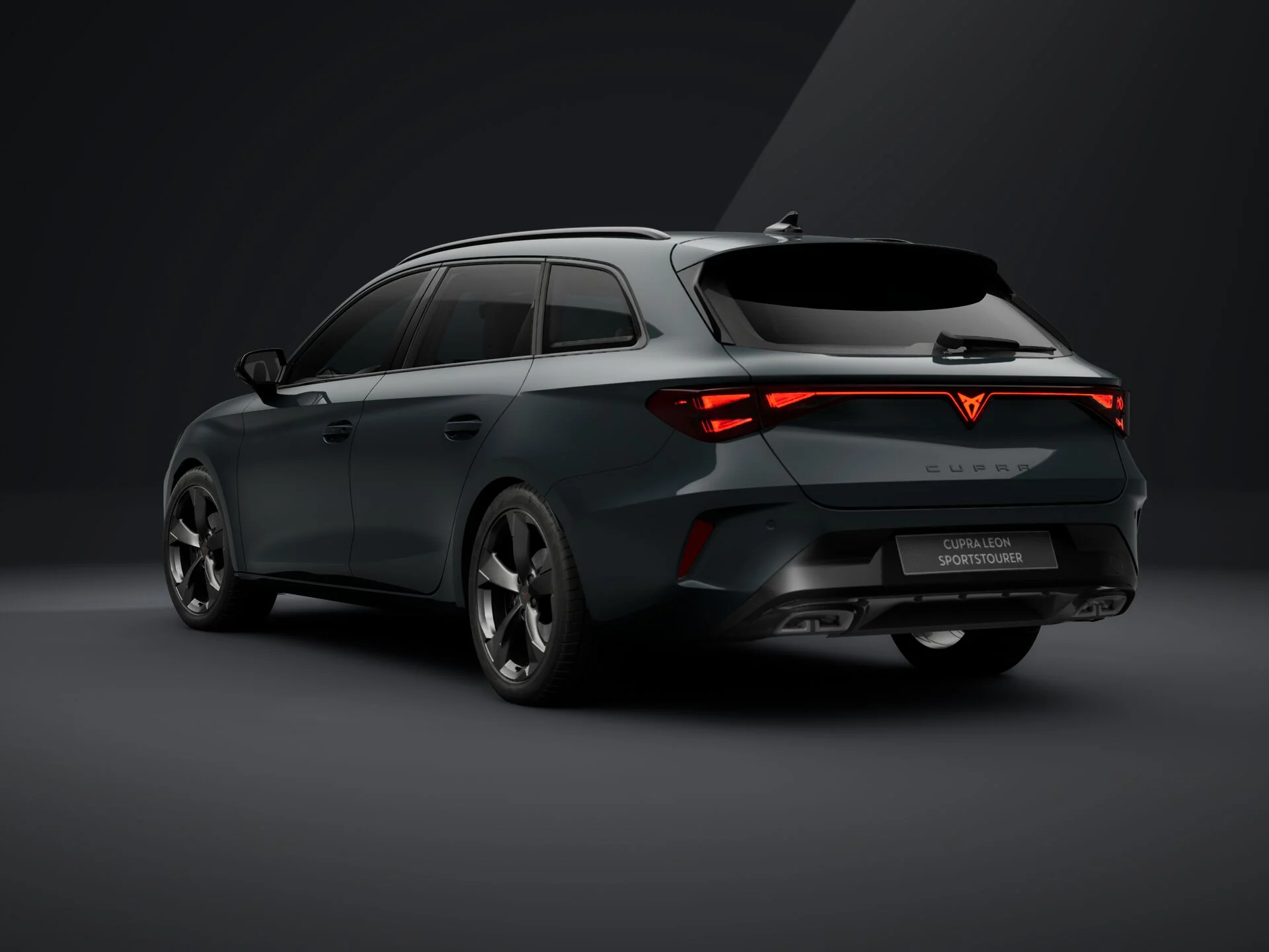 Cupra Leon Sportstourer von Hinten