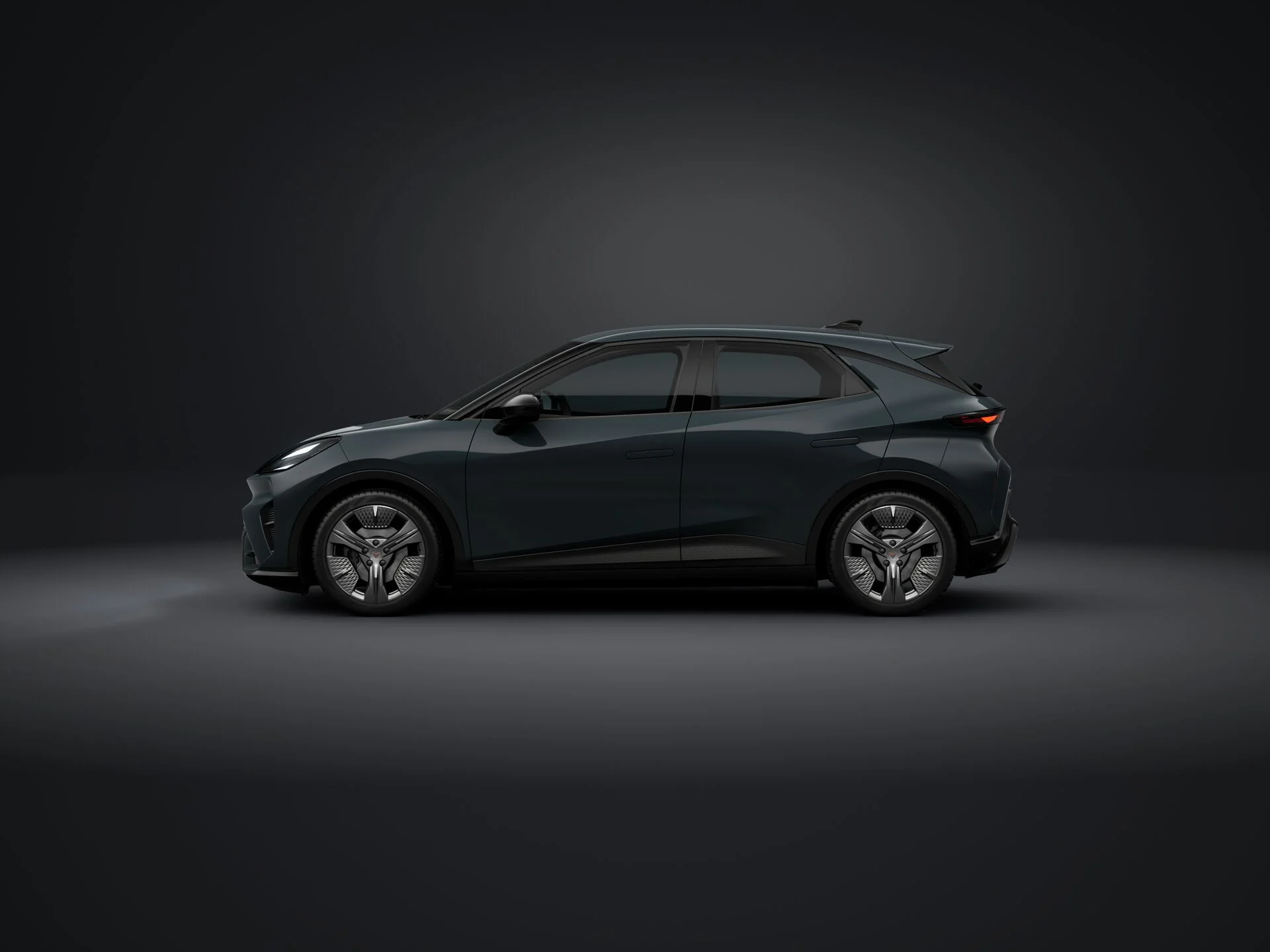 32374760 CUPRA Raval Endurance Seitenansicht